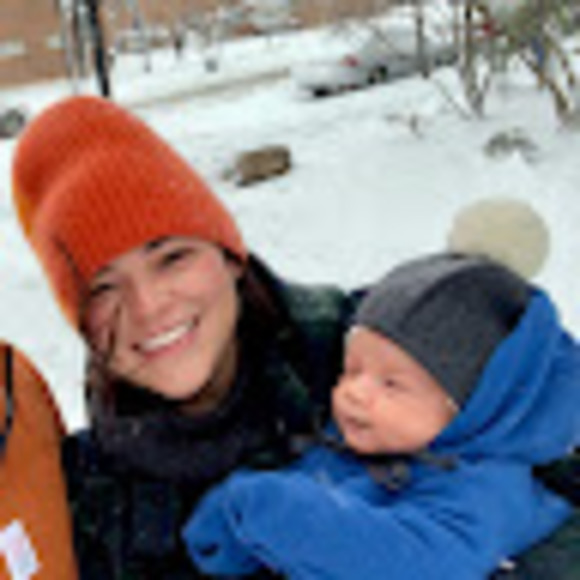 Meet your Posher, Caroline - Picture 1 of 1